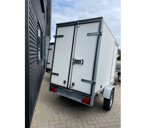 Nye lukkede cargo trailere